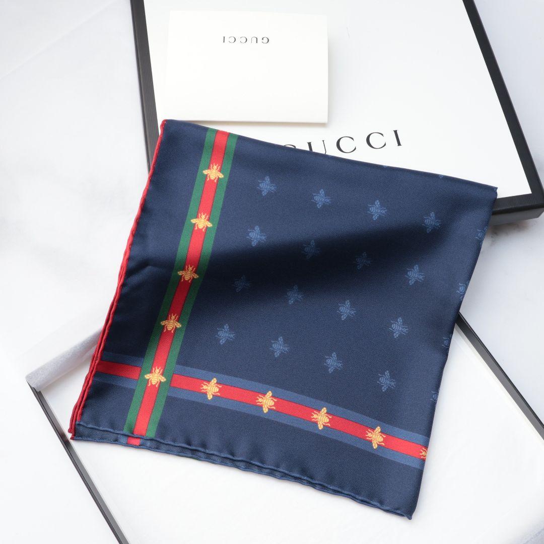 未使用 グッチ GUCCI ネイビー シルク ハンカチ ポケットチーフ