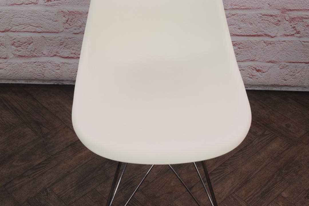 展示品 正規品 ハーマンミラー サイドシェルチェア ホワイト 2021年製 A