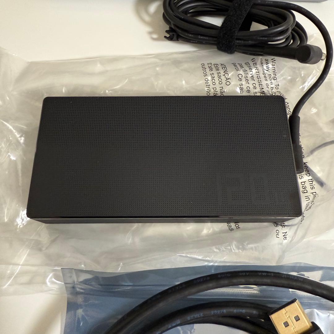 ROG Strix XG27UCG-W 4K 160Hz ホワイト モニター