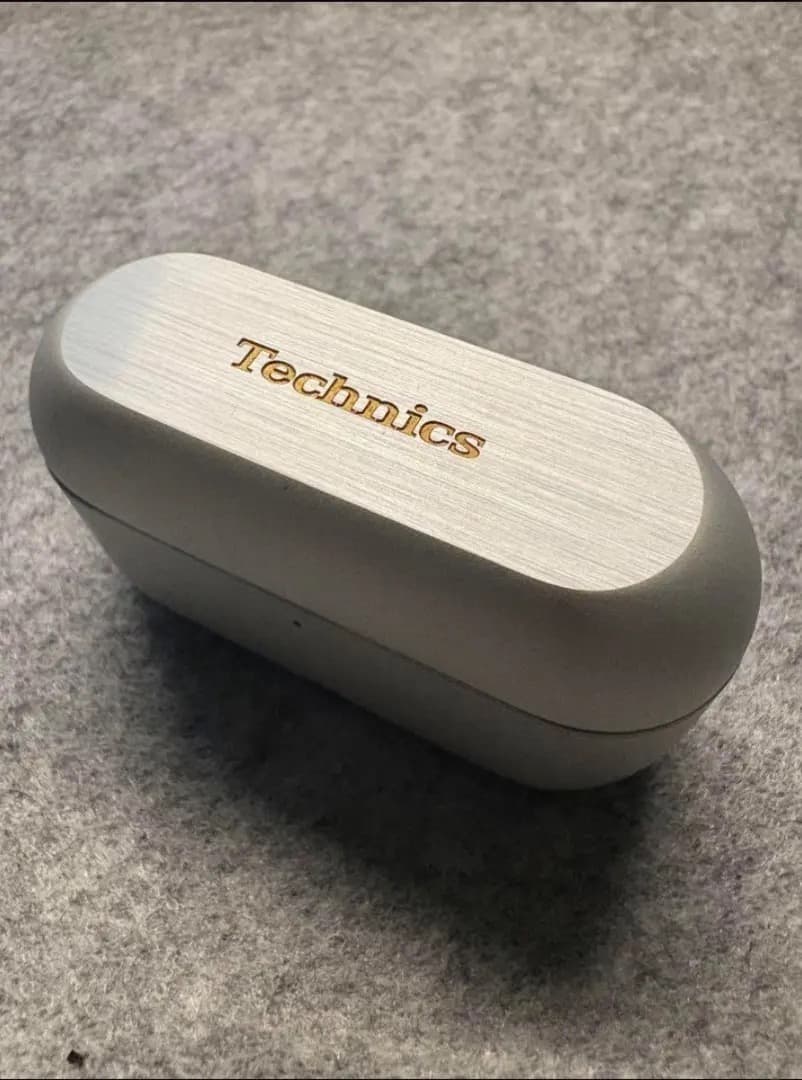 【ほぼ新品】テクニクス　EAH-AZ100-S シルバー　(おまけケース付)