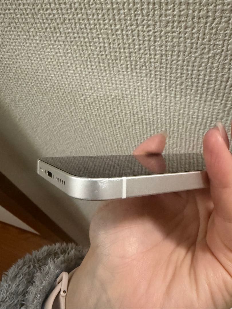 携帯電話本体 iphone12 64GB