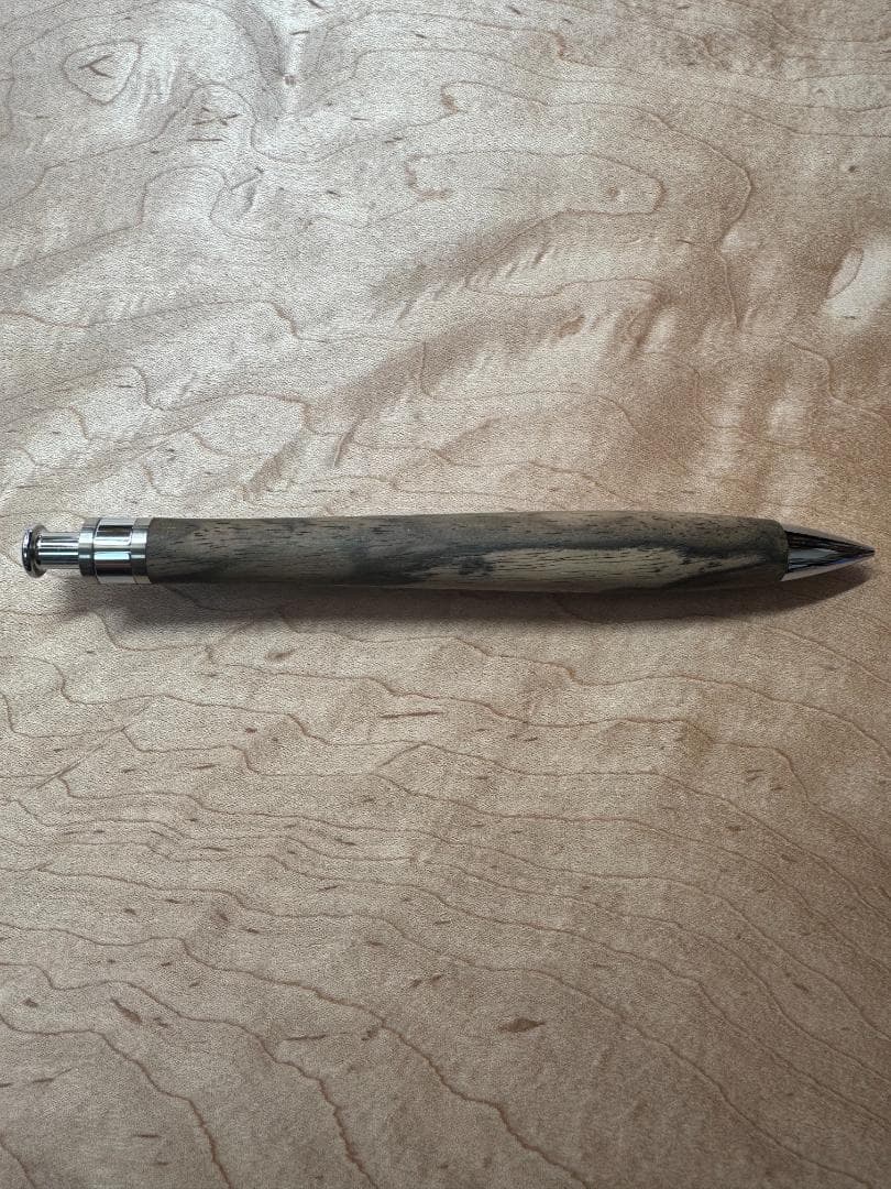 【工房楔　木軸ペン】黒柿　孔雀杢