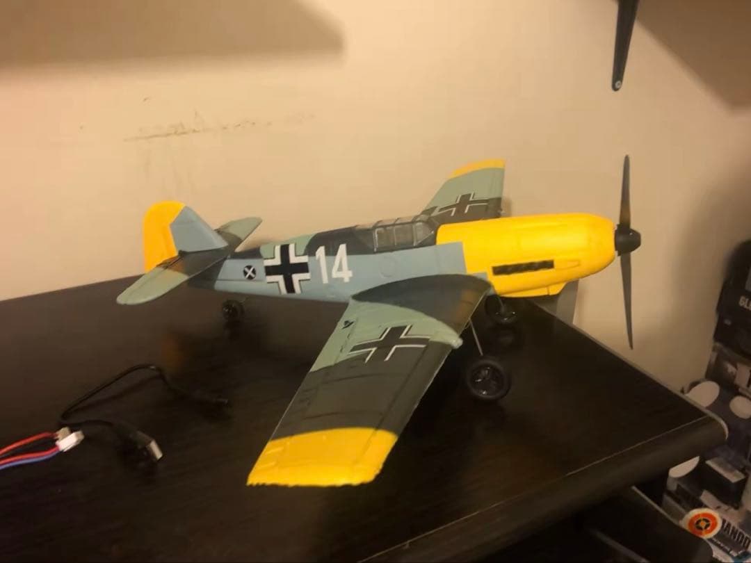 F109ラジコン飛行機　Volantex 戦闘機2.4g