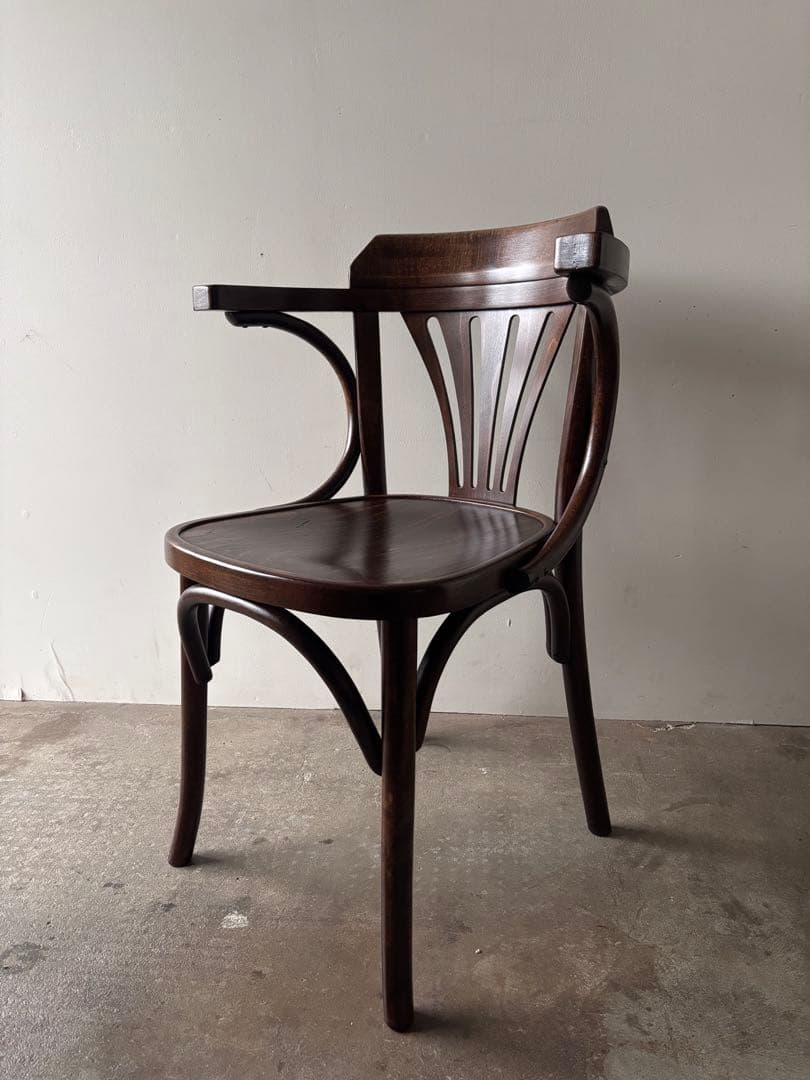 ベントウッドアームチェア Maruni マルニ木工　曲木　椅子　ダイニングチェア