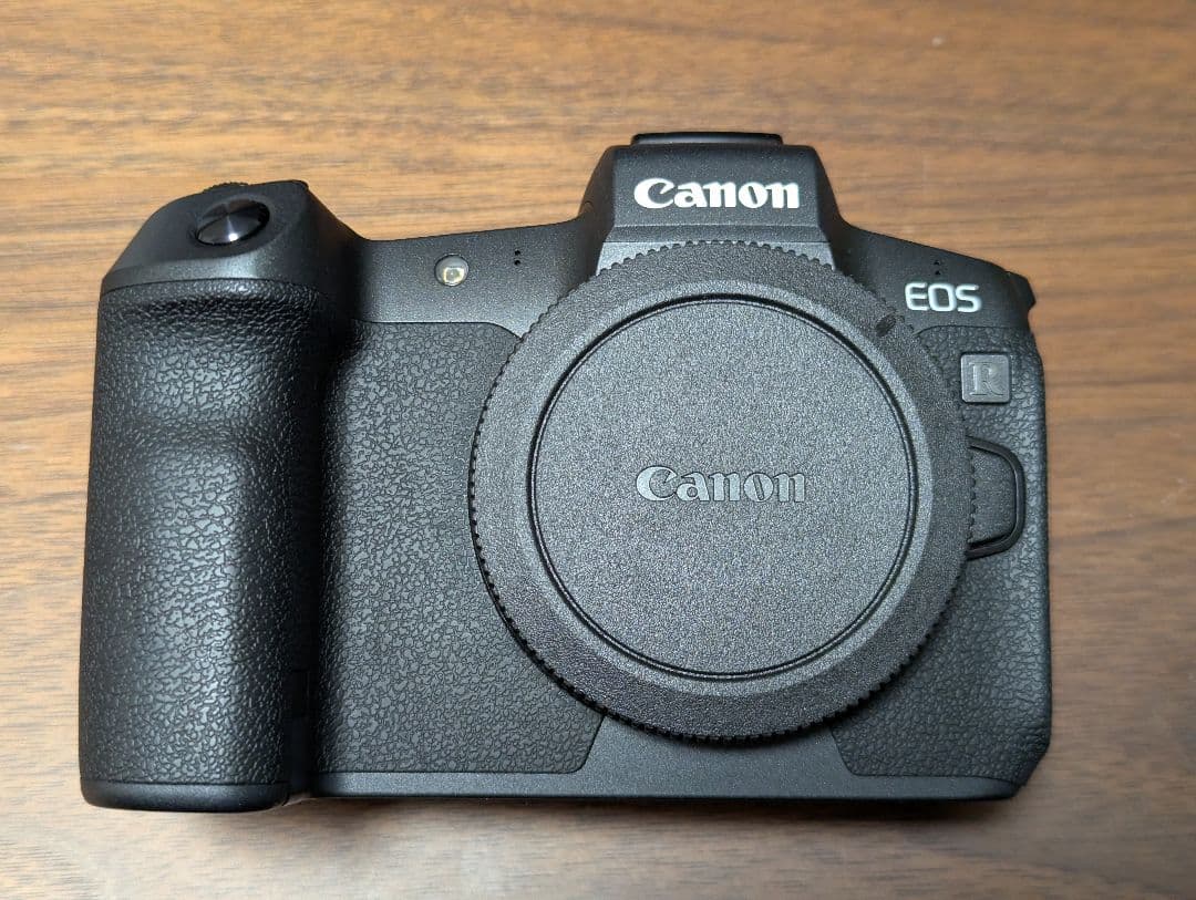 Canon EOS R フルサイズミラーレス一眼カメラ バッテリー2個おまけ