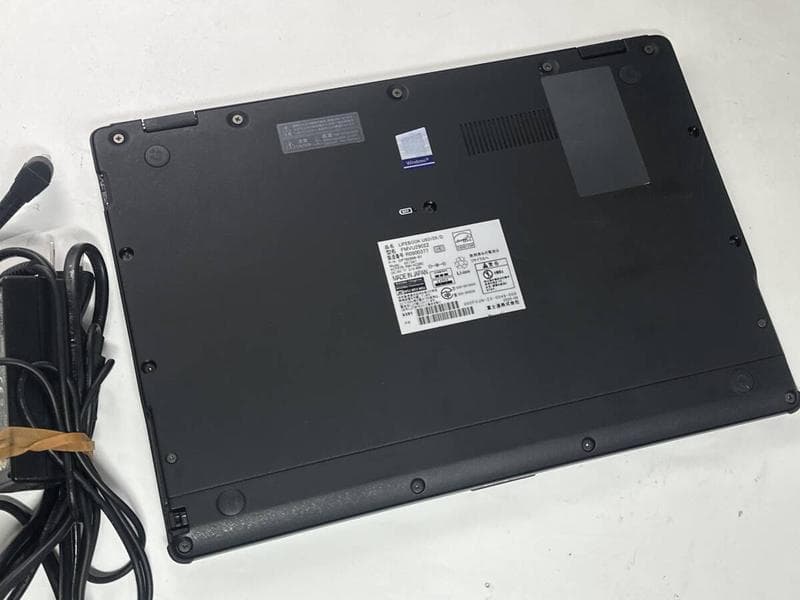 タッチパネル/富士通 10世代i5搭載!!13.3/Win11