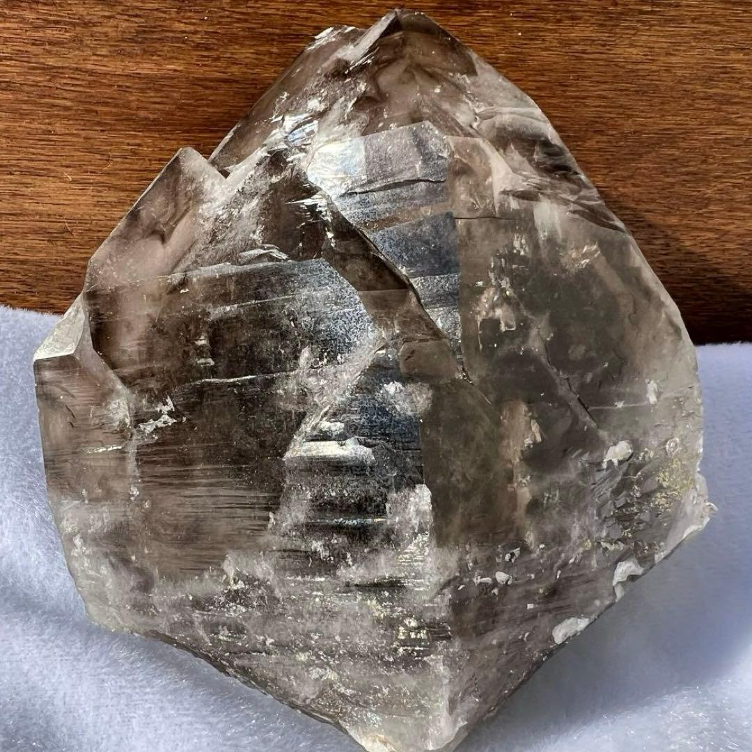 ☆極ヤバのお品です☆お宝☆スモーキークォーツ エレスチャルクォーツ 天然石 原石