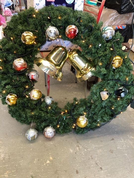巨大クリスマスリース　ライト付き