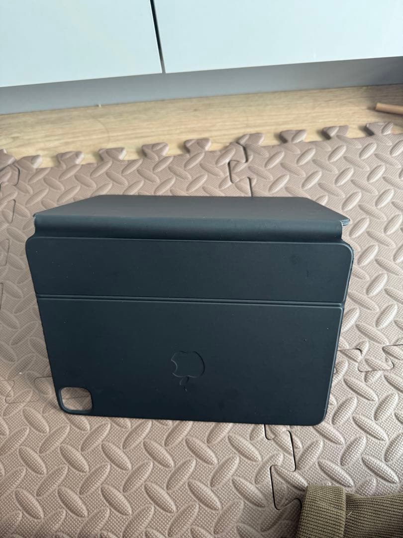 iPad Pro 11インチ Magic Keyboard MXQT2J/A