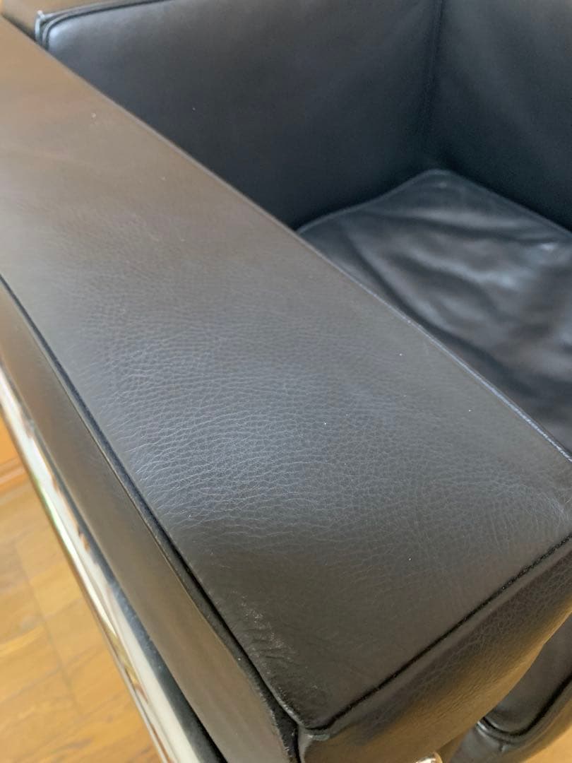 【極美品】コルビジェ LC2 シングルソファ