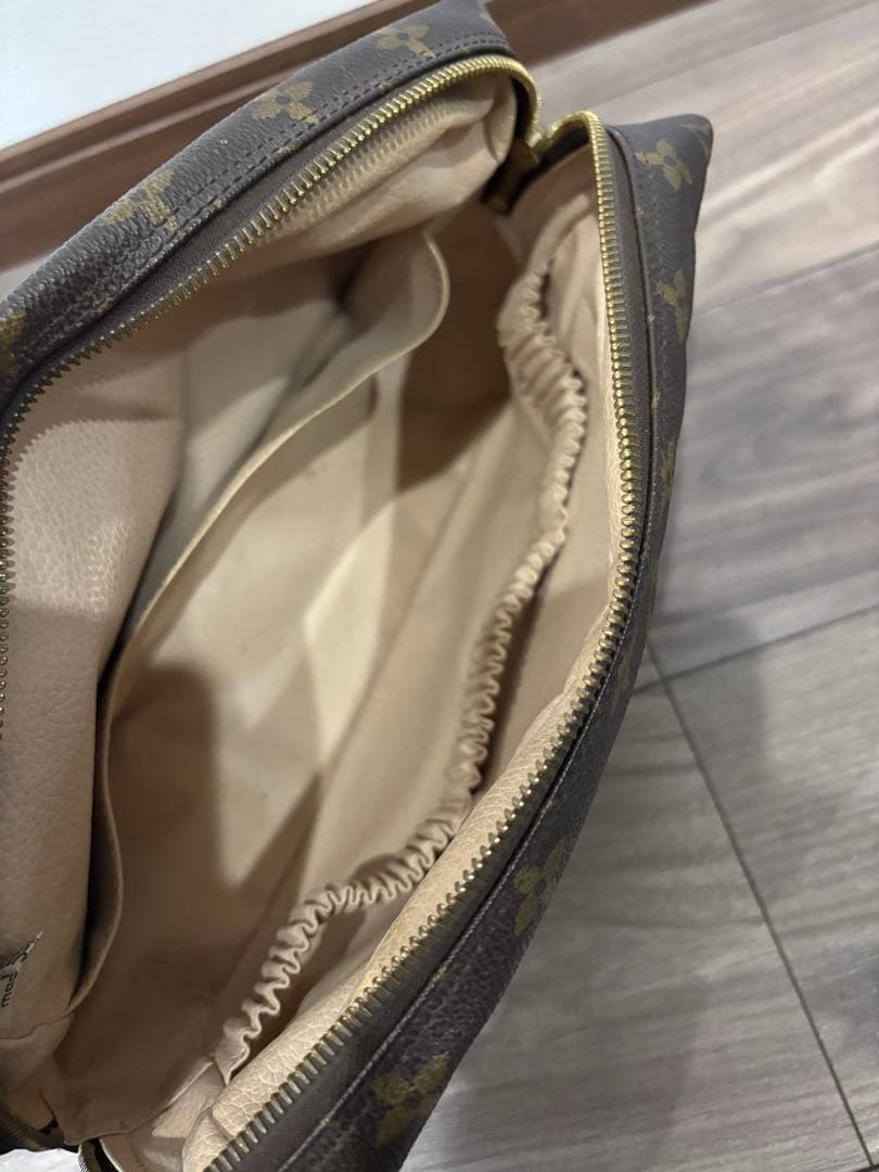 Louis Vuitton モノグラム セカンドバック