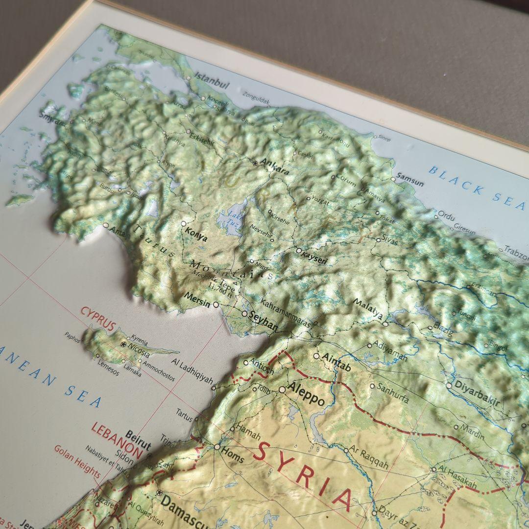 レア品)大型　立体地図　中近東·トルコ·イラン　1:6,250,000 額縁付き