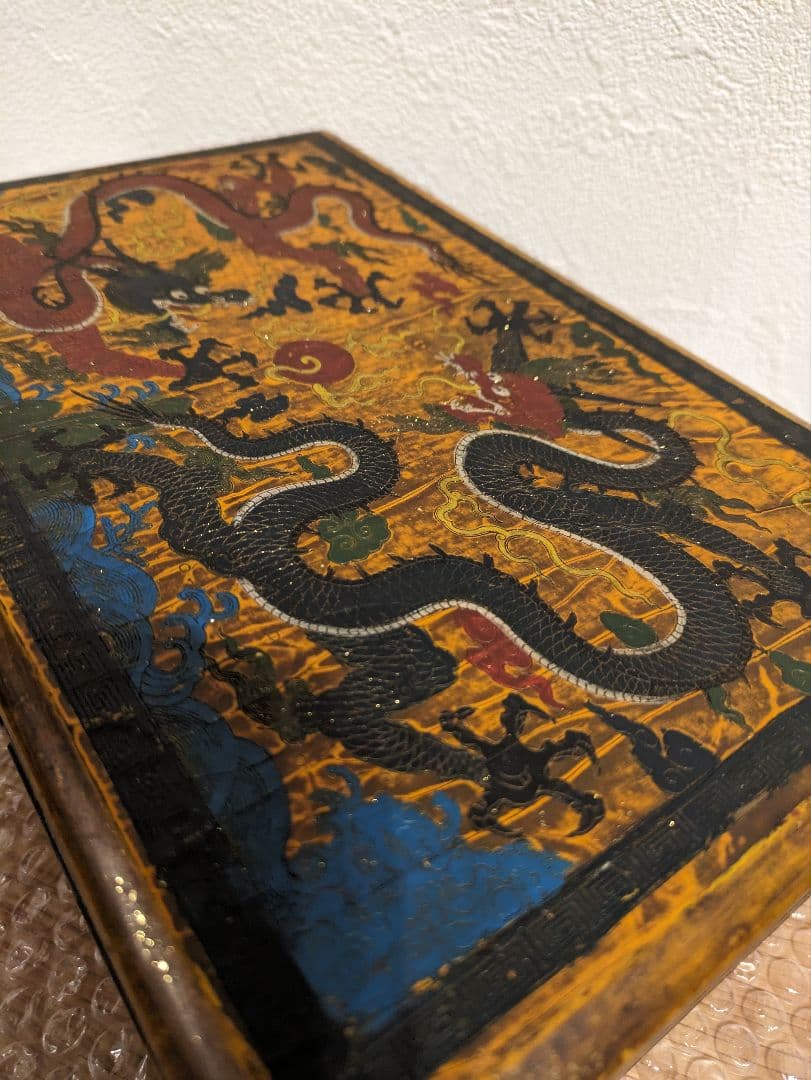 龍文様　漆工箱　アンティーク品