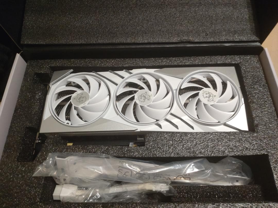 グラフィックボード・グラボ・ビデオカード MSI GeForce RTX 4070 Ti Super