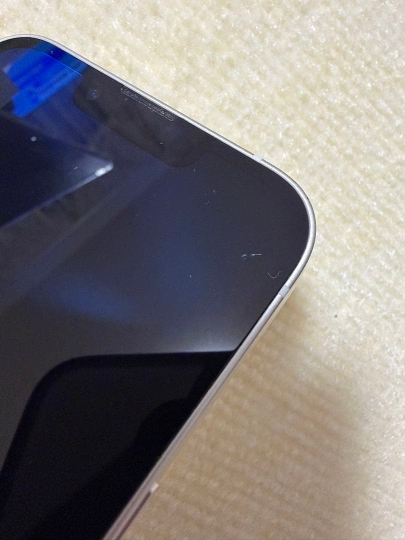 ③Apple iPhone 13 ホワイト 本体