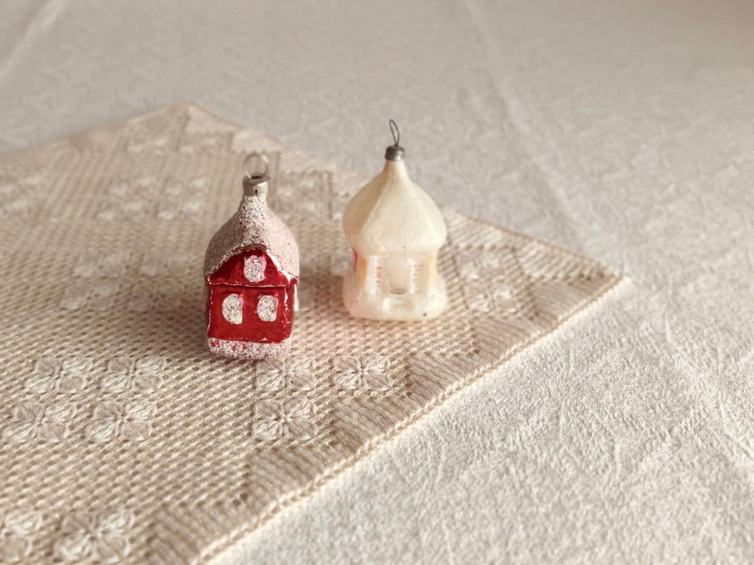【ひまわり さま】vintage ornament ❀ かわいい 赤いおうち