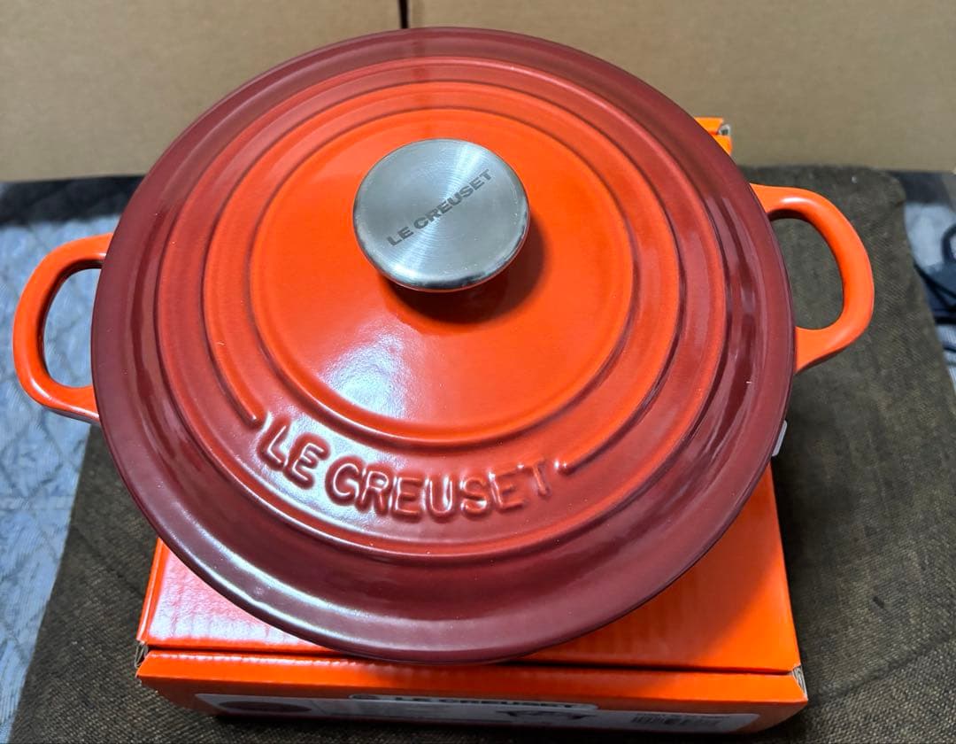 ルクルーゼ　ココット・ロンド 20cm カイエン　新品未使用品