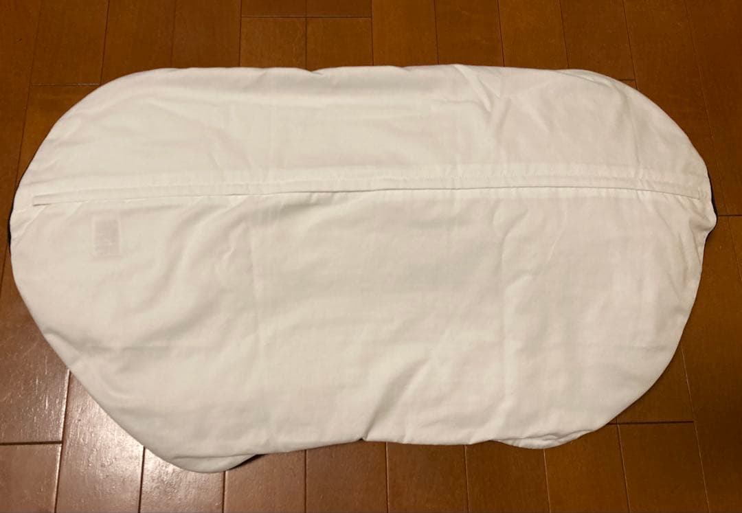ホワイトメッシュクッション型枕 カバー付き