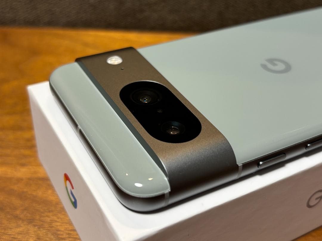 Google Pixel 8 128GB ヘーゼル 付属品未使用 おまけ付 美品