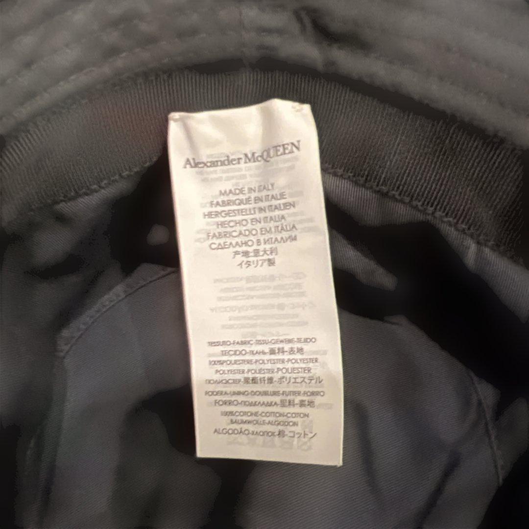 Alexander McQueen ブラック バケットハット