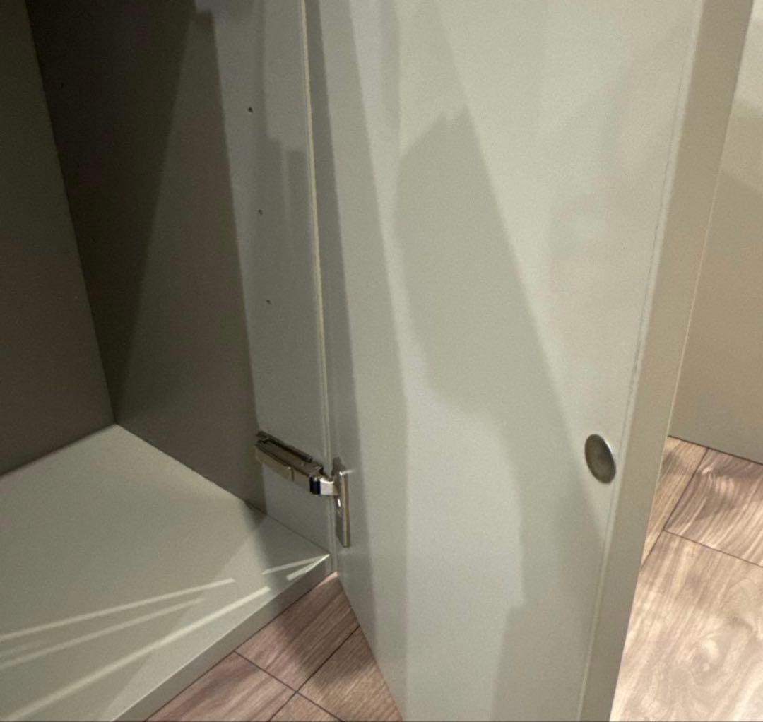 アクタス　Poliform ポリフォーム　グレー キャビネット 3つ　定価60万