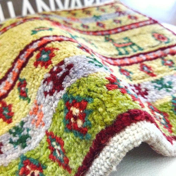 値下げ可能ミニギャベ●32×36㎝●手織●本物●新品未使用 遊牧民が紡ぐギャッベ