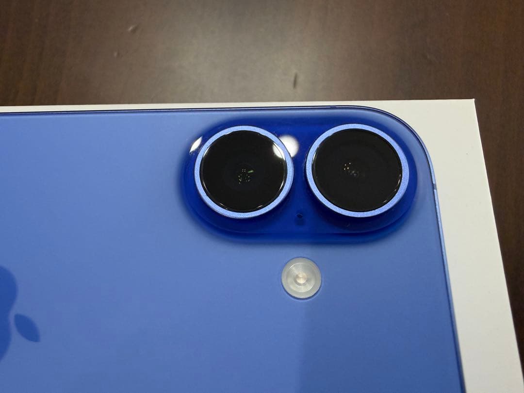 【ミハク】Apple iPhone 16