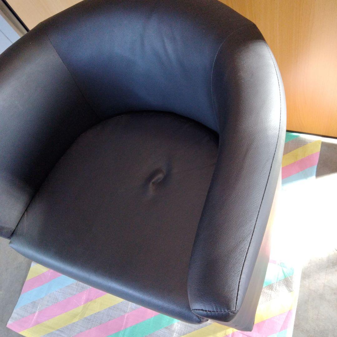 10 IKEA　合皮レザー　アームチェア　1人掛けソファ