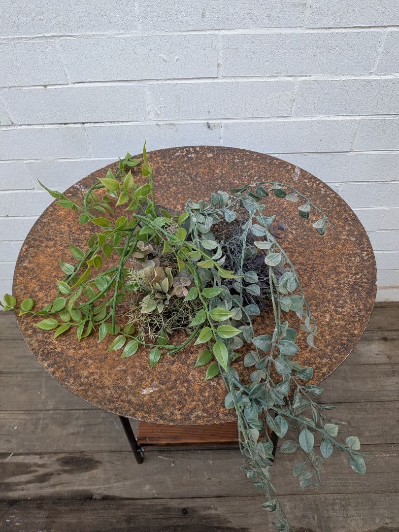 アイアン飾り棚