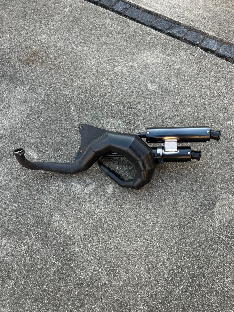 希少エスカルゴチャンバー ２本出し ☆ジョグ用☆JOG 3YK（マフラー）