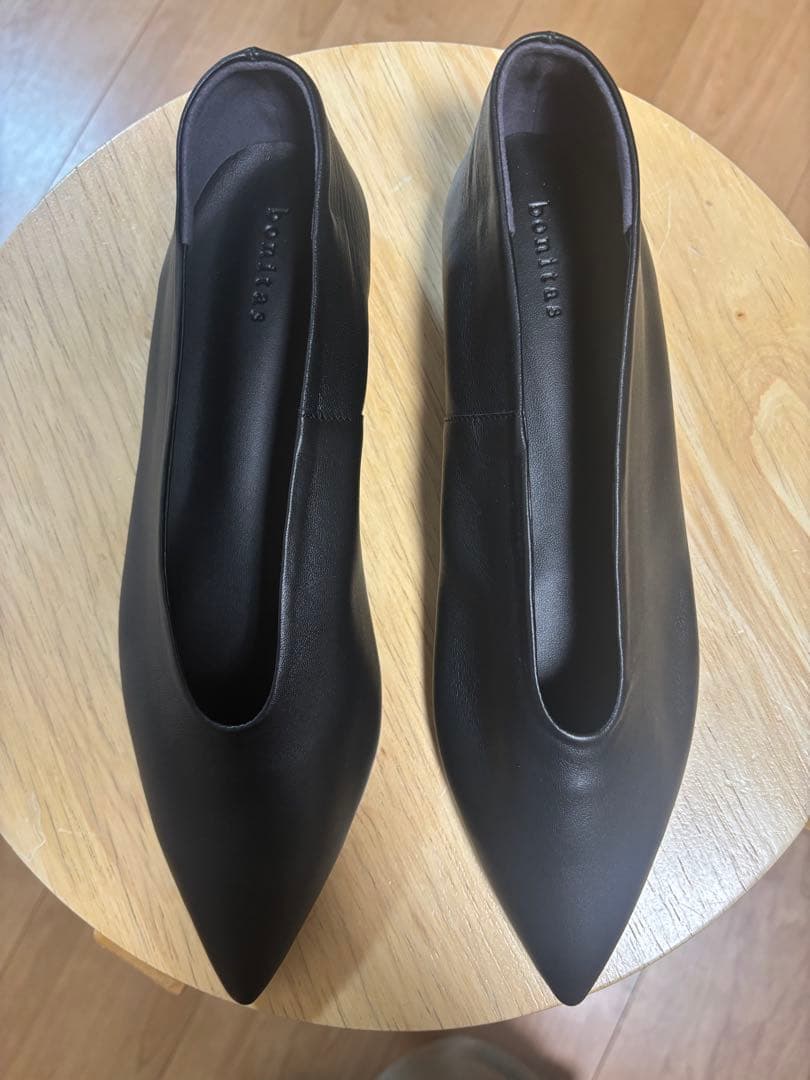 BONITAS/ボニータス レザーポインテッドパンプス