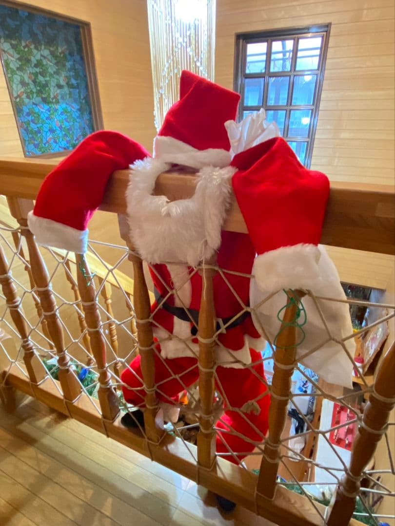 クリスマスのサンタクロース(後ろ姿)