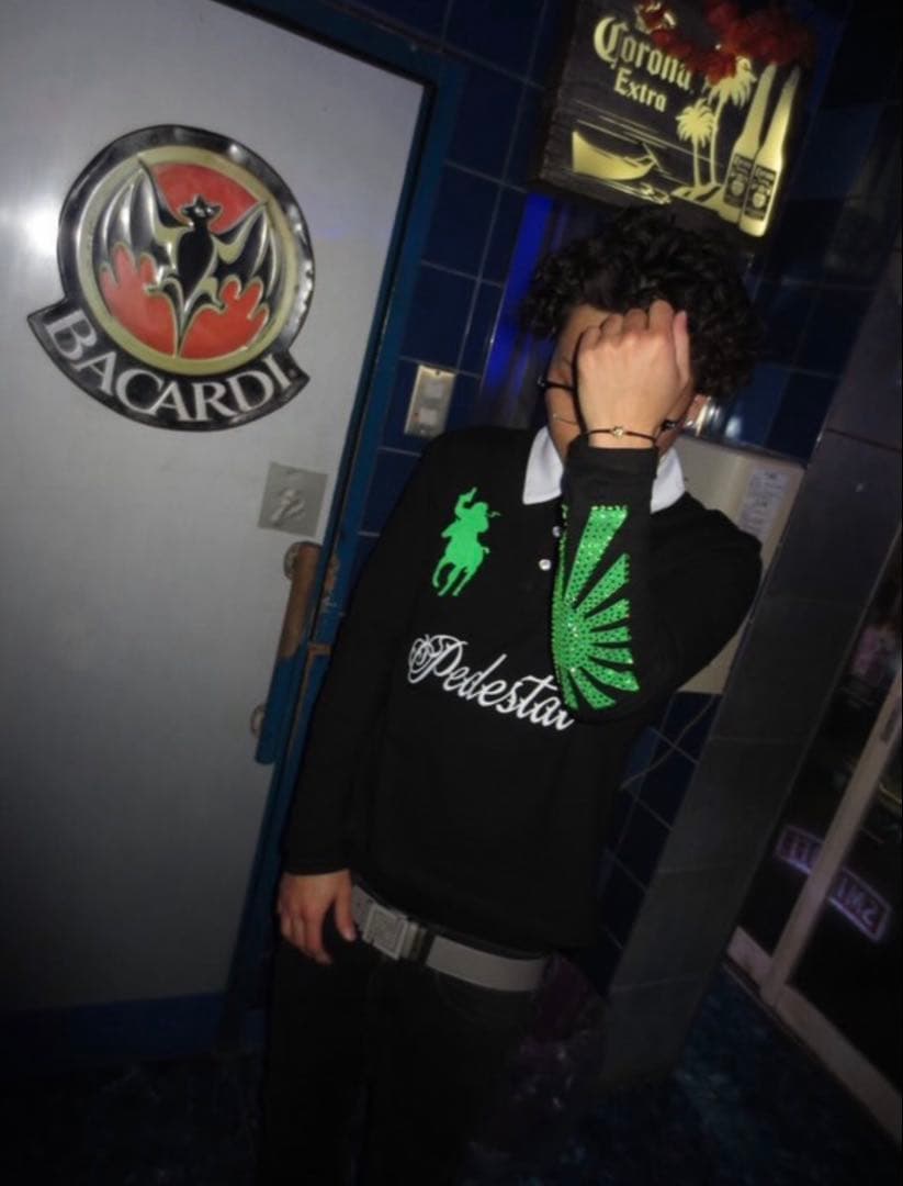 Pedestal ポロシャツdab brrrsos着用