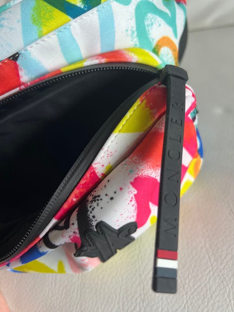 〈新品タグ付き〉MONCLER DURANCE BELT BAG ボディバッグ