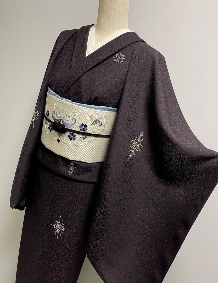 特選総刺繍飛び柄小紋着尺【総刺繍◆更紗紋意匠地】黒 ブラック