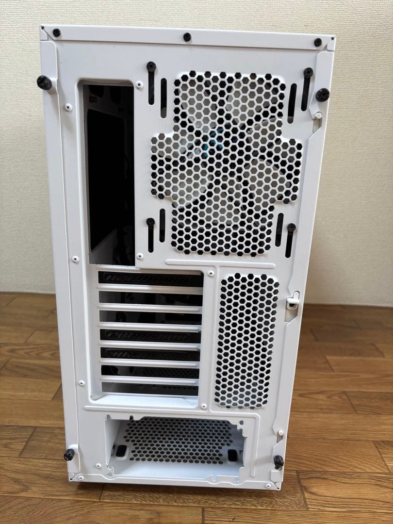 Fractal Design DEFINE R5 PCケース ホワイト （中古）