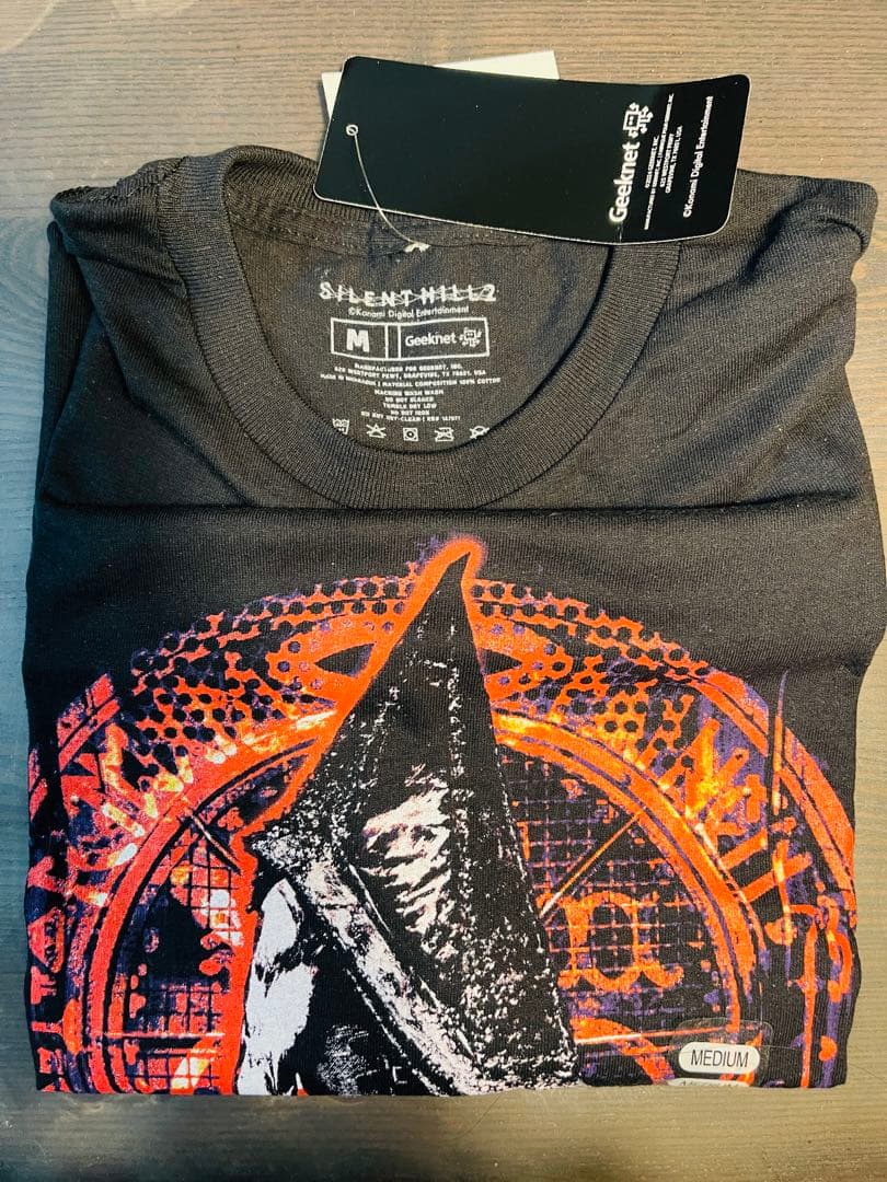 サイレントヒル2 ピラミッドヘッドユニセックスTシャツM/L/2XL