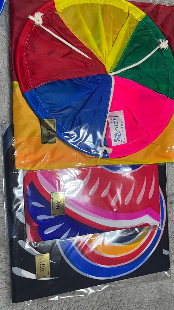 鯉のぼりセット 伝統デザイン 取り付け用具付き