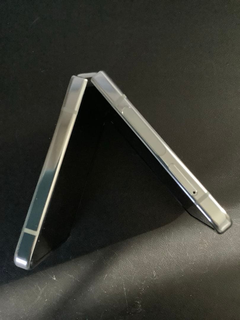 本日最終日！ Galaxy Z Flip 5 国内版　SCG23 SIMフリー