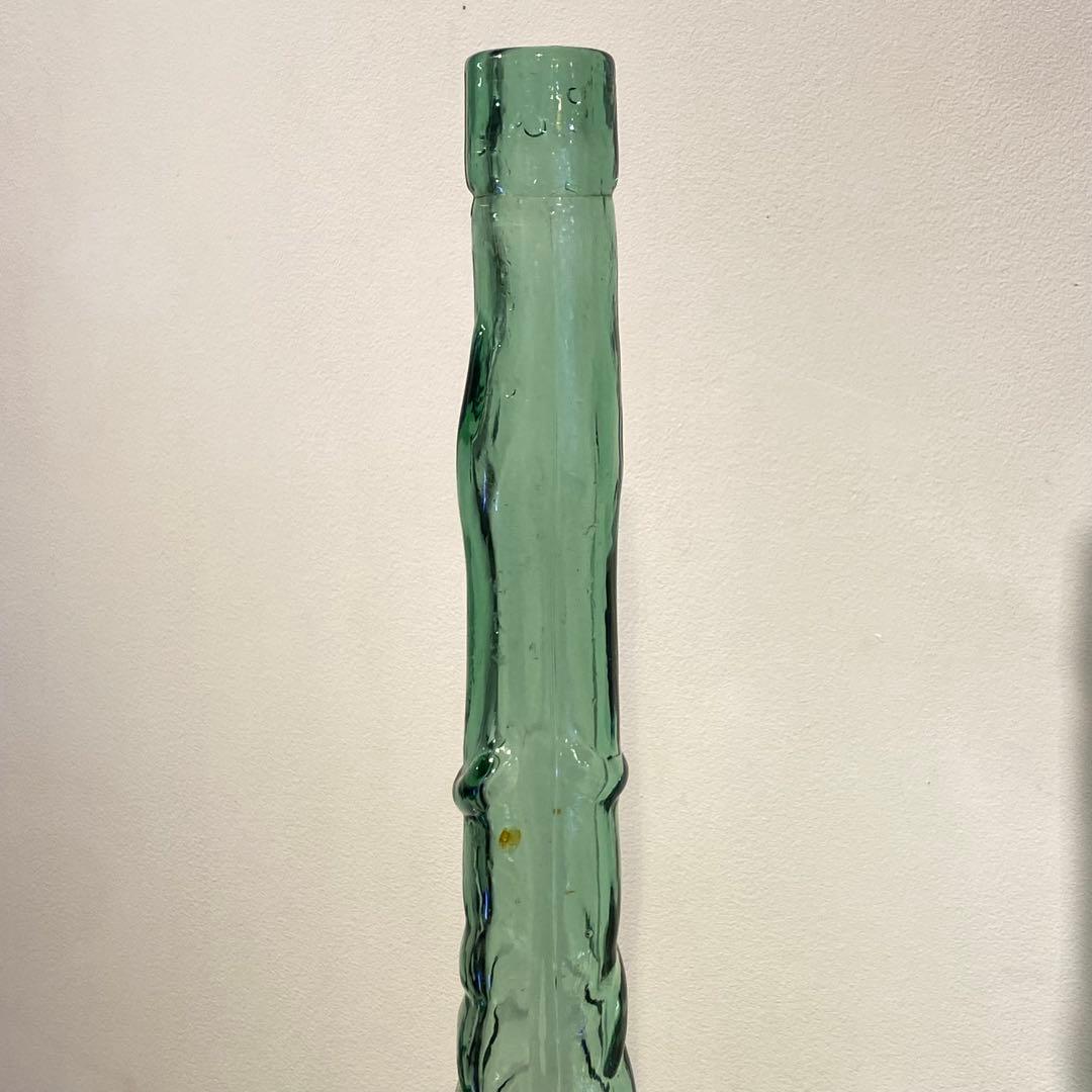 イタリア ビンテージワインボトル 緑ガラス