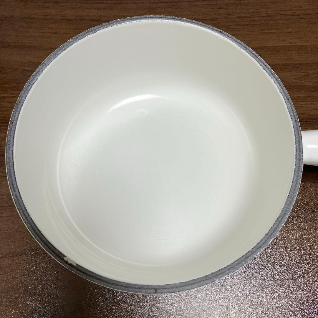 【廃盤・レア】ル・クルーゼ 18cm ソースパン　ホワイト