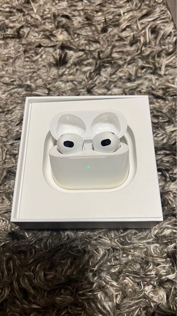 【週末限定値引き中】Apple Airpods (第3世代) MME73J/A