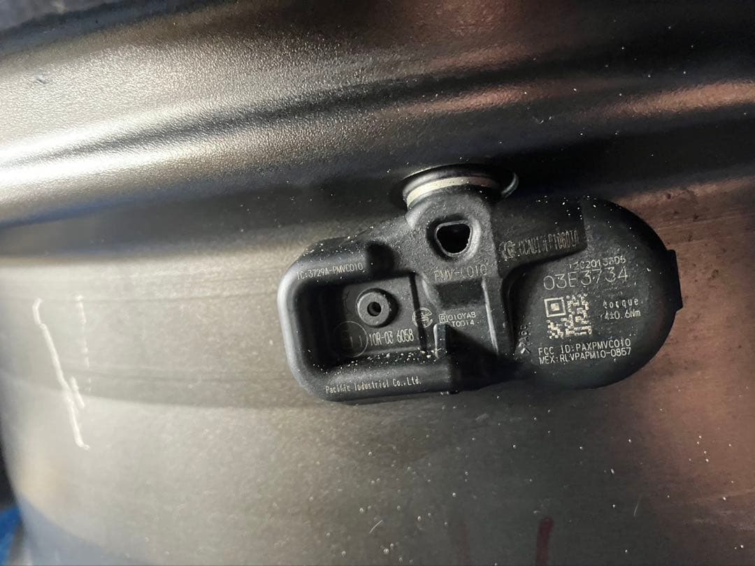 レクサスLS460後期純正18インチホイール×4