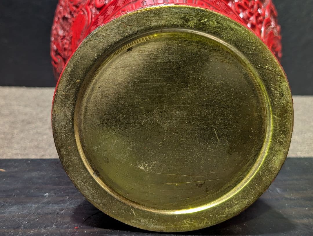 中国 美術 骨董 堆朱 壺 赤壺 工芸品 民芸品 彫刻 花柄 花瓶 花器 置物