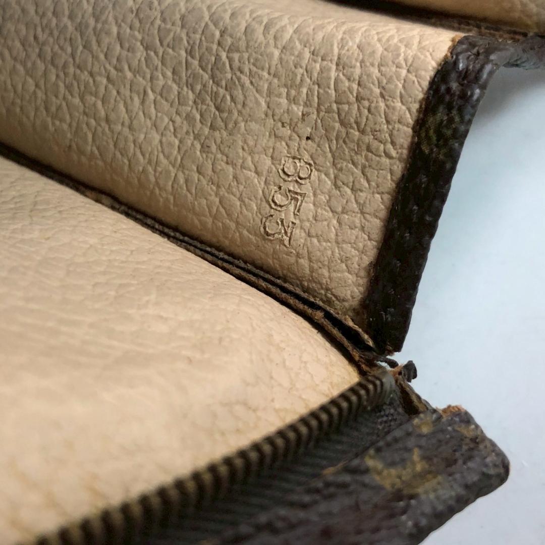 LOUIS VUITTON ルイヴィトン ポッシュトワレ モノグラム クラッチ