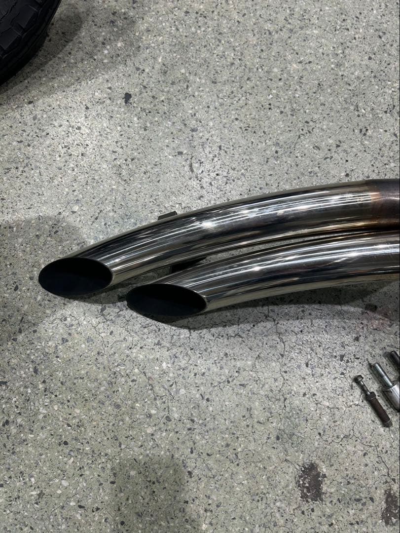 ヤマハ ドラッグスター400 クラシック 4TR 社外　ベントマフラー