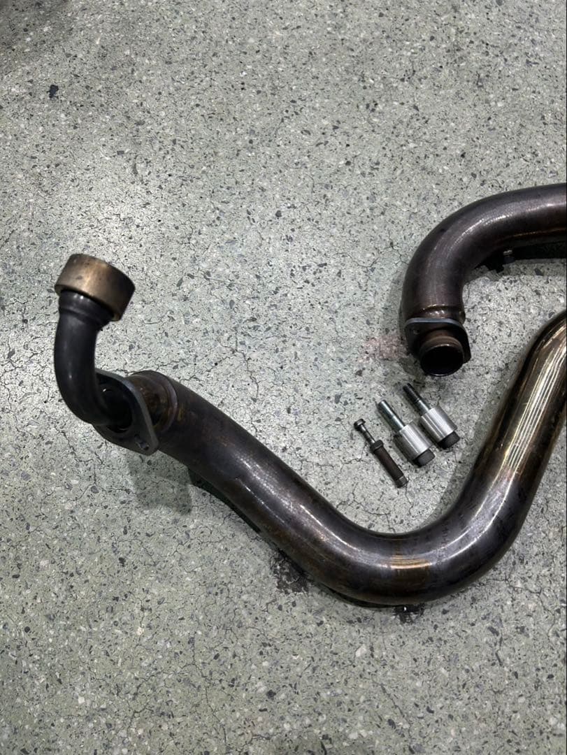 ヤマハ ドラッグスター400 クラシック 4TR 社外　ベントマフラー