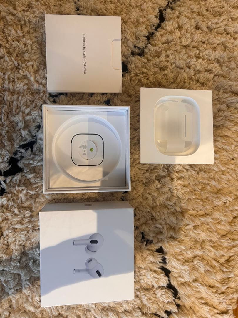 1/31までSALE⭕️⭕️⭕️ AirPods Pro