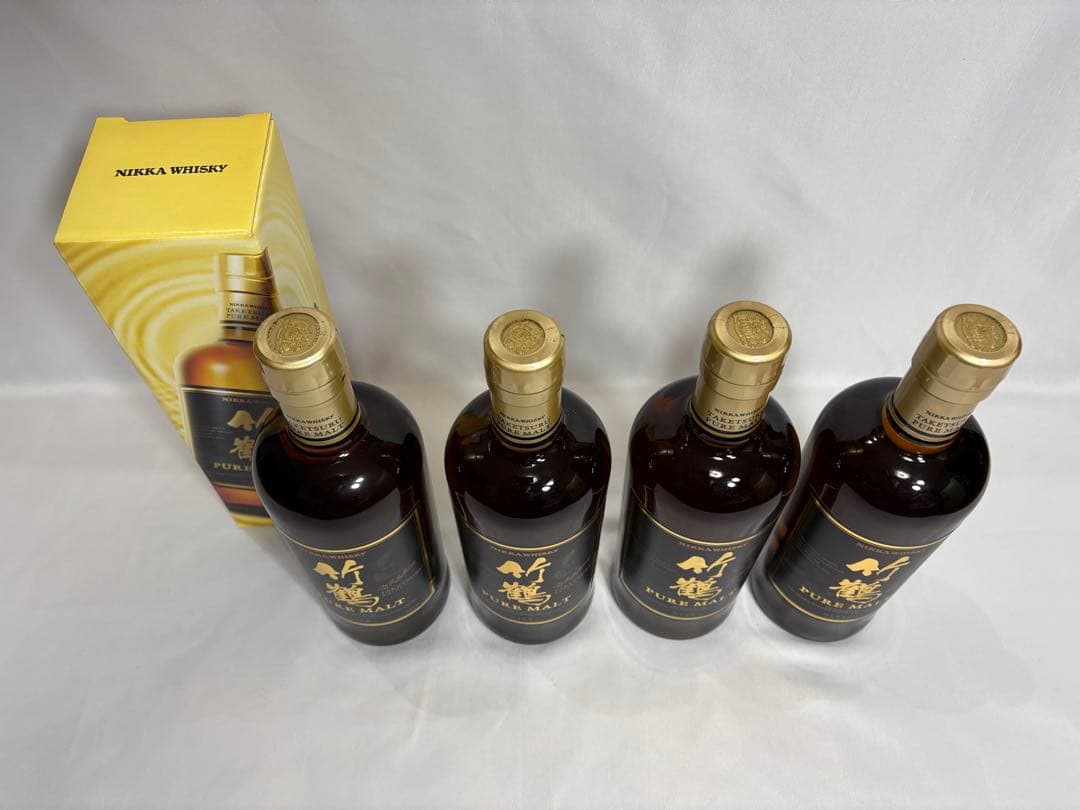 【4本セット】竹鶴ピュアモルトウイスキー 700ml【旧ラベル・化粧箱付(※)】