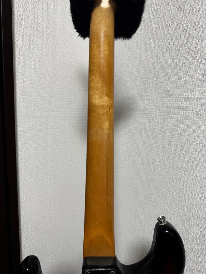 Squier by fenderストラトキャスター サンバースト スクワイヤー